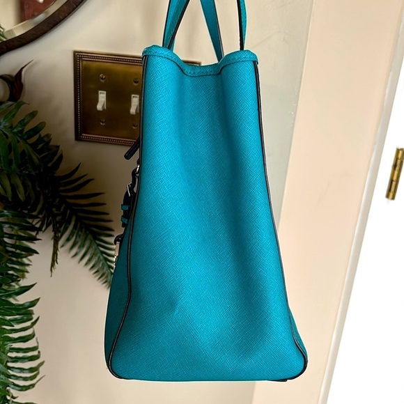 Michael Kors Saffiano Leather Jet Set Large Tote Turquoise Blue Shoulder Bag - Picture 6 of 16